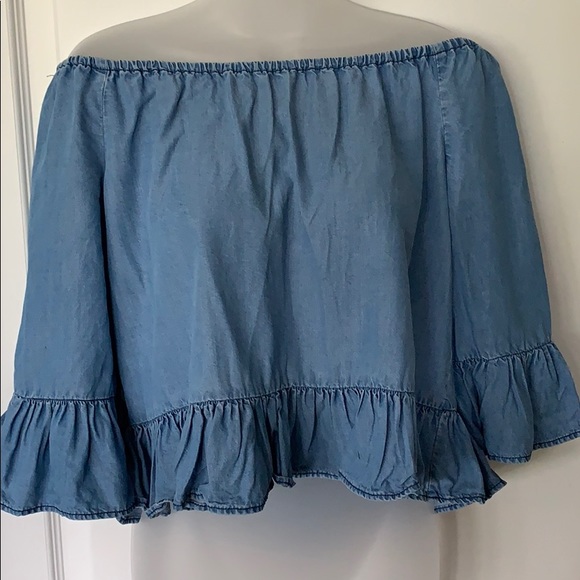 Zara Tops - 3 for 25 EUC Zara Chambray shirt w/peplum & ruffle
